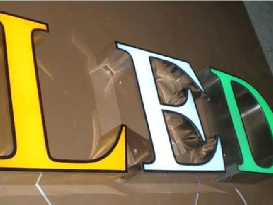 夏邑介绍LED招牌的基础知识。